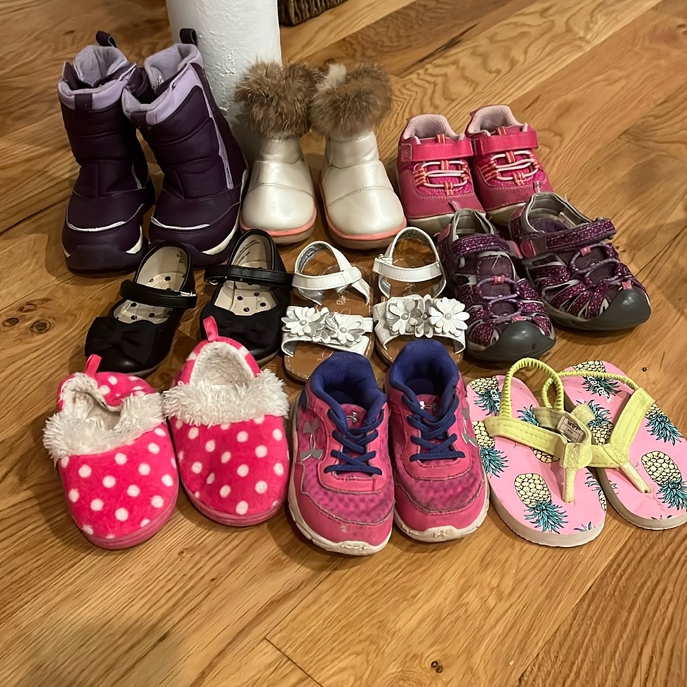 Size 5 & 6 Kids Shoes ~ 9 Pairs